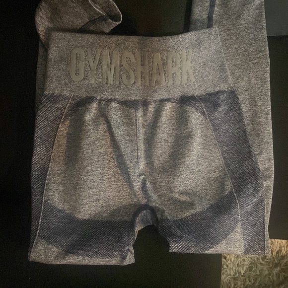 Never worn gymshark leggings - Picture 2 of 2